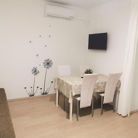Lenka Apartments I 诺瓦利娅 外观 照片